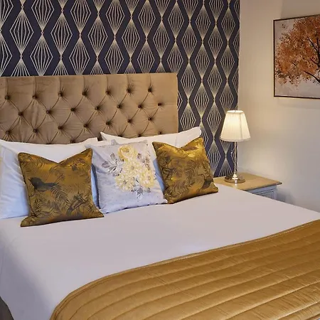 Host & Stay - The Granville *